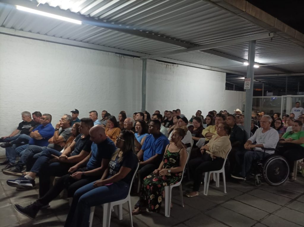 Prefeito de Iconha realiza reunião com pré-candidatos visando eleições de outubro WhatsApp Image 2024 07 09 at 10.16.26 1024x766 - Prefeito de Iconha realiza reunião com pré-candidatos visando eleições de outubro