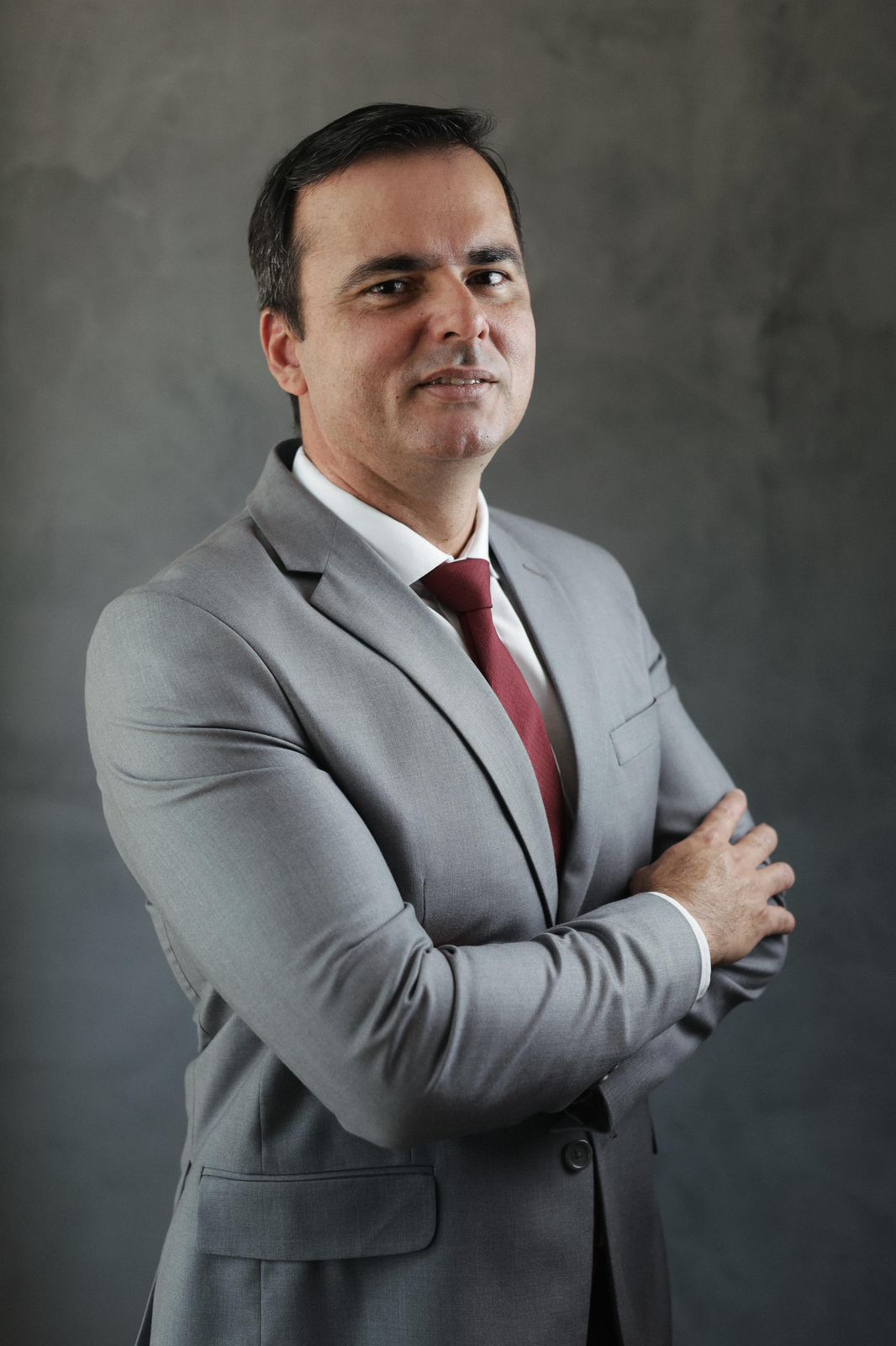 Candido Louzada é reeleito presidente da 10ª Subseção da OAB Itapemirim pela terceira vez consecutiva