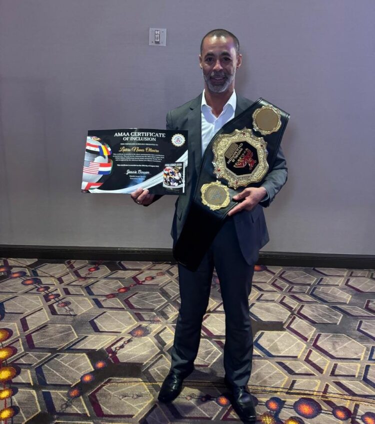Laécio Nunes recebe homenagem e é incluído em livro de artes marciais nos Estados Unidos