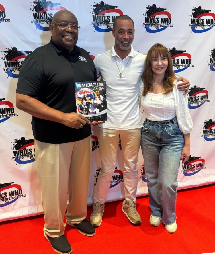Laécio Nunes recebe homenagem e é incluído em livro de artes marciais nos Estados Unidos WhatsApp Image 2025 09 02 at 16.56.47 e1756844931563 - Laécio Nunes recebe homenagem e é incluído em livro de artes marciais nos Estados Unidos