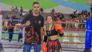 CARINA 01 300x168 - Carina Andrade: a ascensão de um talento capixaba no Muay Thai