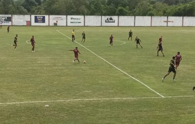 WhatsApp Image 2025 12 12 at 12.24.11 400x255 - Vilavelhense perde para a Desportiva em jogo-treino