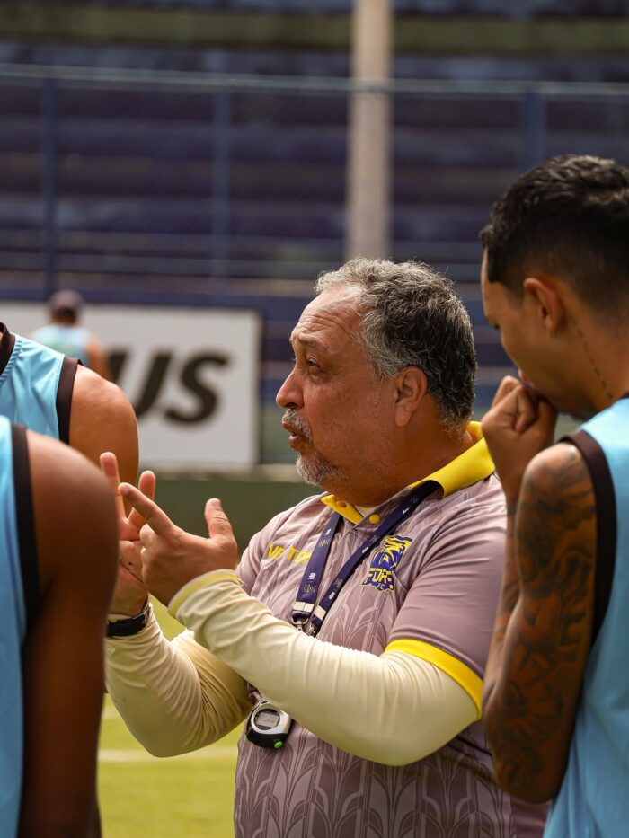 Charles de Almeida projeta duelo com o Rio Branco VN: “O caminho é jogo reativo”