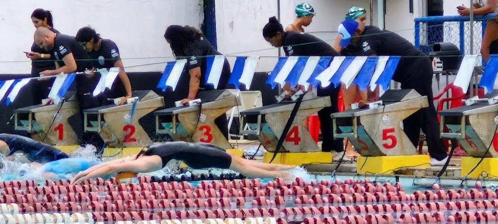 WhatsApp Image 2026 03 26 at 14.44.22 1 1024x462 - AEST se destaca no Campeonato FAC de nata&ccedil;&atilde;o de velocidade com 16 medalhas