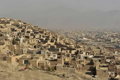 Atentado contra casa de deputado deixa 4 mortos no Afeganistão