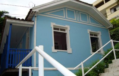 casa de roberto carlos em cachoeiro 400x255 - Novo horário de funcionamento leva mais visitantes à casa de Roberto Carlos em Cachoeiro
