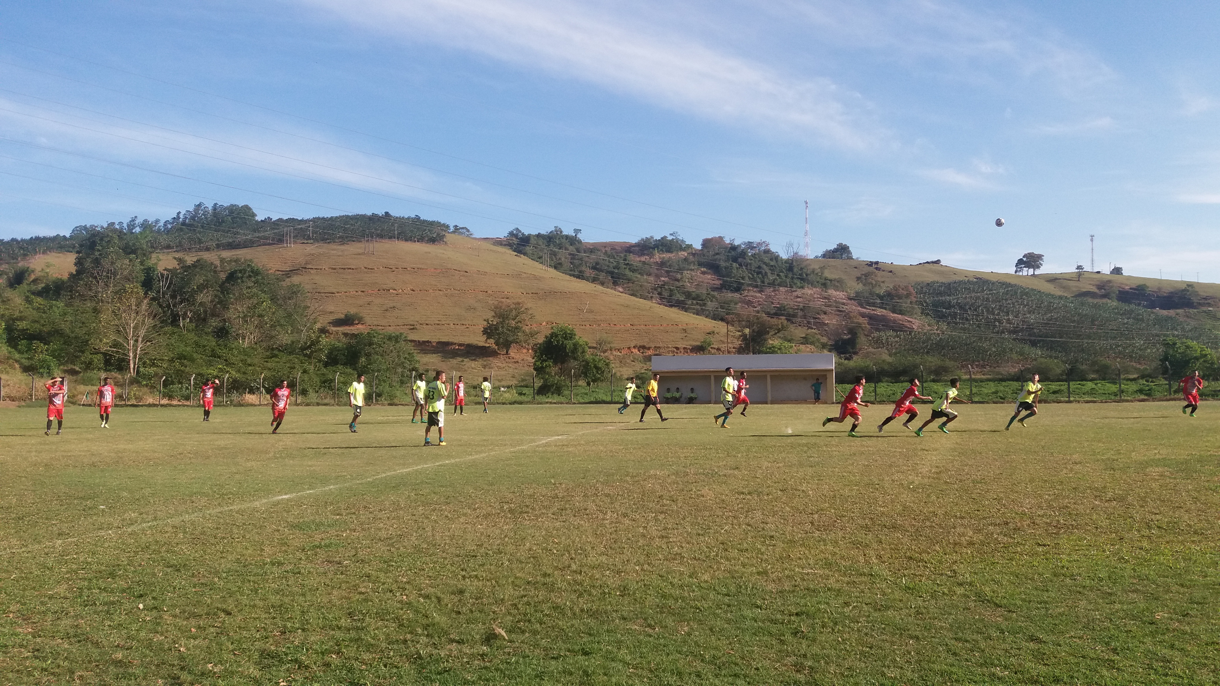 No sufoco, Iconha vence o lanterna Vila Soccer pela liga Cariaciquense sub20