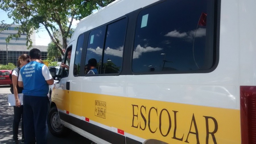 Detran|ES altera regras para o transporte escolar