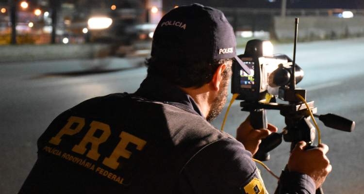 Operação da PRF registra 45,9 mil irregularidades no feriadão