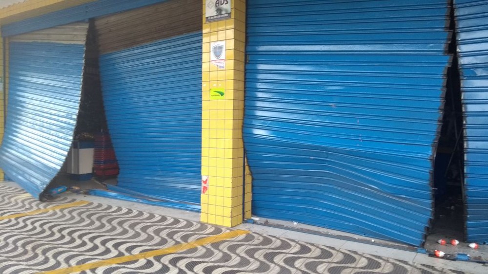 Em noite sem PM nas ruas, Natal tem arrombamentos de lojas e roubos de carros