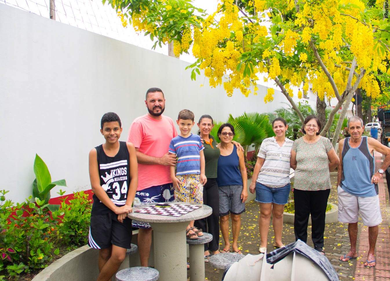 Moradores se juntam e revitalizam praça do bairro Alvorada em Anchieta