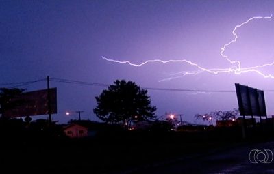 raios tocantins 400x255 - Tocantins registra quase 800 mil raios em nove dias; duas pessoas morreram