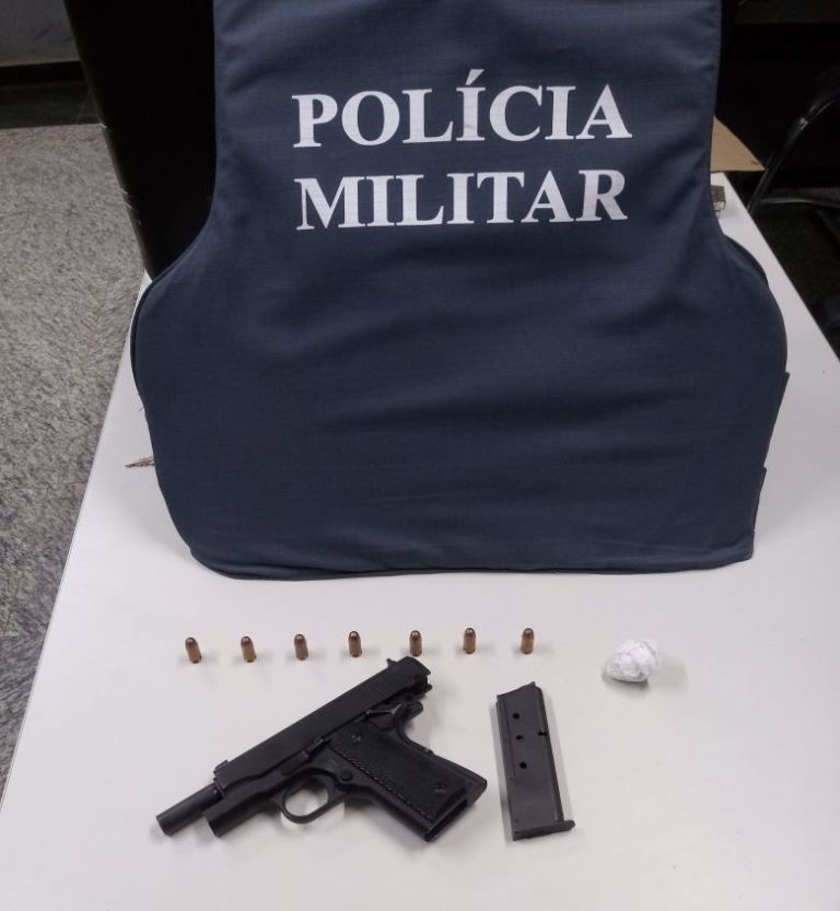 PM apreende arma de fogo e entorpecente em Vargem Alta