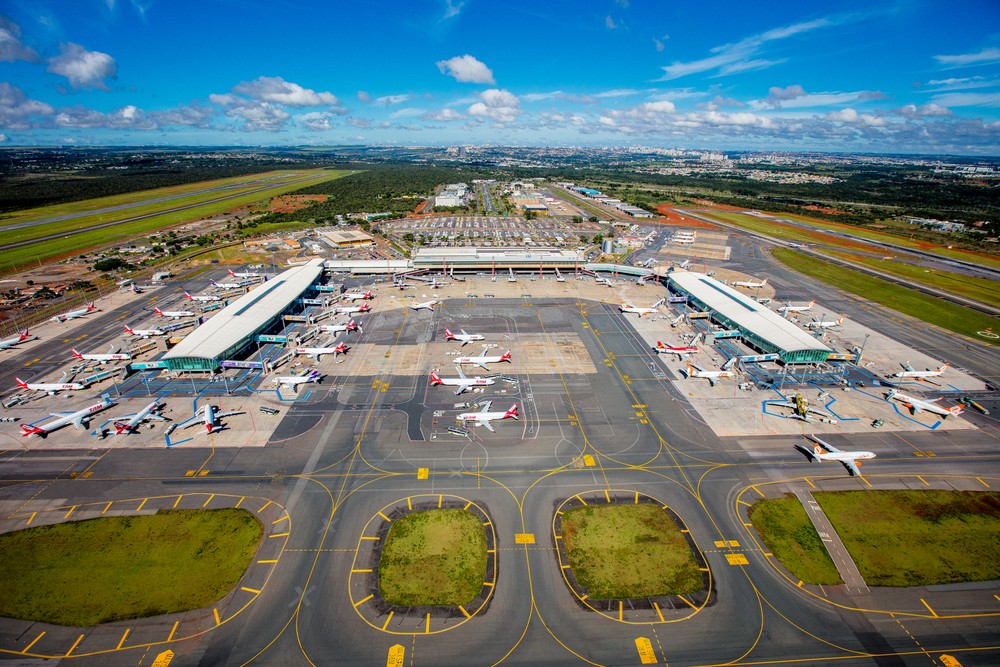 Reserva de combustível no Aeroporto de Brasília está esgotada, diz Inframerica