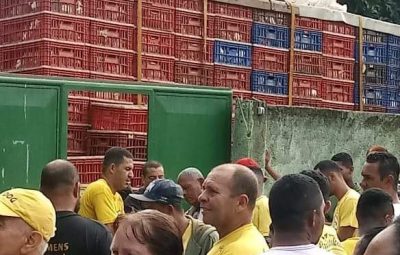 greve 400x255 - 10º dia de greve: caminhoneiros permanecem em 26 pontos de rodovias no Espírito Santo