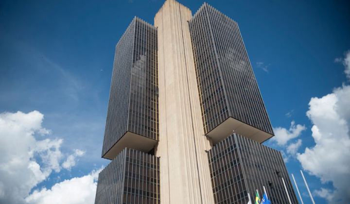 Mercado espera que Copom reduza Selic para 3,25% esta semana