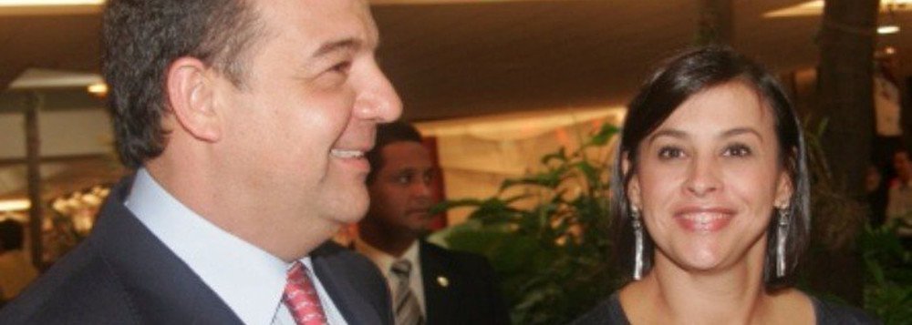 Cabral e Adriana Ancelmo abrem mão de bens para serem leiloados