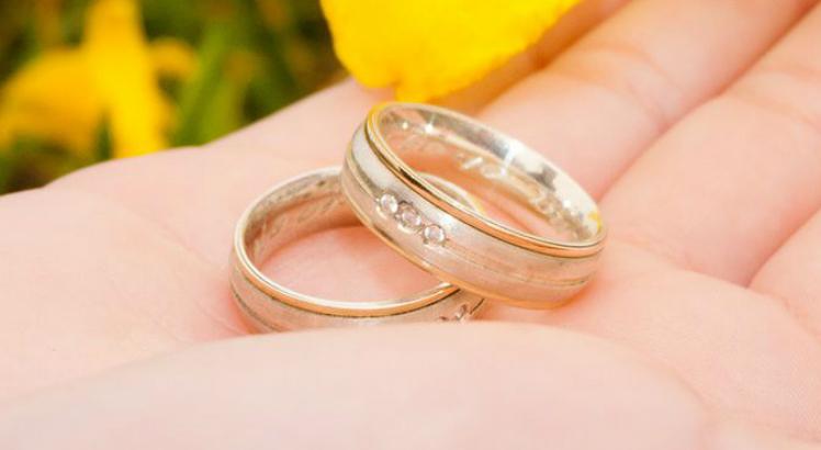 Câmara aprova proibição de casamento de menores de 16 anos