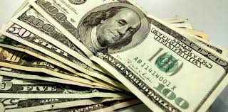 Dólar abre em alta cotado a R$ 3,72