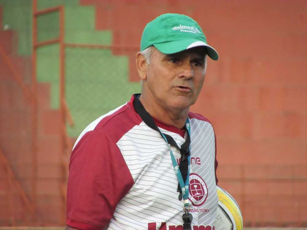 Vevé reclama de vacilo da zaga em gol do Tupy contra a Desportiva: “Faltou atenção”