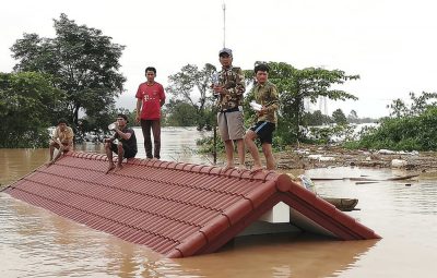 laos 400x255 - Represa se rompe e deixa centenas de desaparecidos no Laos