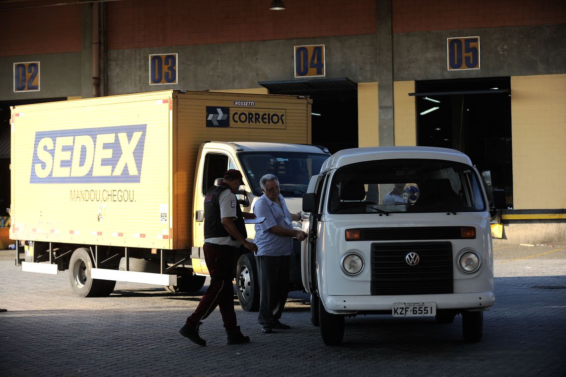 Correios podem arrecadar até R$ 90 milhões ao mês com despacho postal