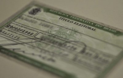 titulo de eleitor 400x255 - STF deve julgar hoje ação sobre cancelamento de títulos de eleitores sem biometria