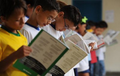 educação 400x255 - Acesso universal à educação é insuficiente para diminuir desigualdade