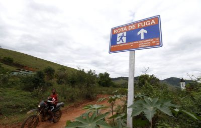 Atingidos na tragédia de Mariana buscam apoio contra a depressão 400x255 - Atingidos na tragédia de Mariana buscam apoio contra a depressão