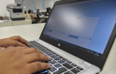 computador 400x255 - Resolução amplia possibilidades para atendimento psicológico online