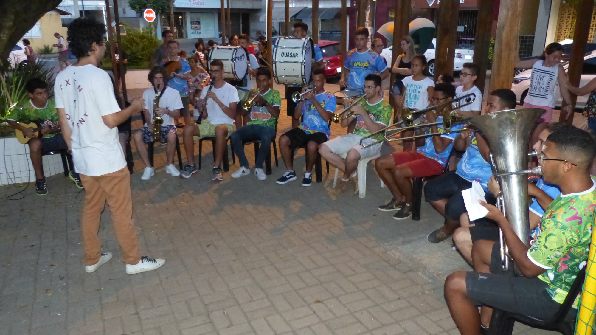 Iconha: Banda 13 de Junho vai animar matinê para as crianças, na Praça Central