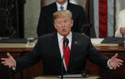 Trump 400x255 - Discurso de Donald Trump tem pedido de união, nova promessa sobre muro e crítica a investigações 'partidárias'