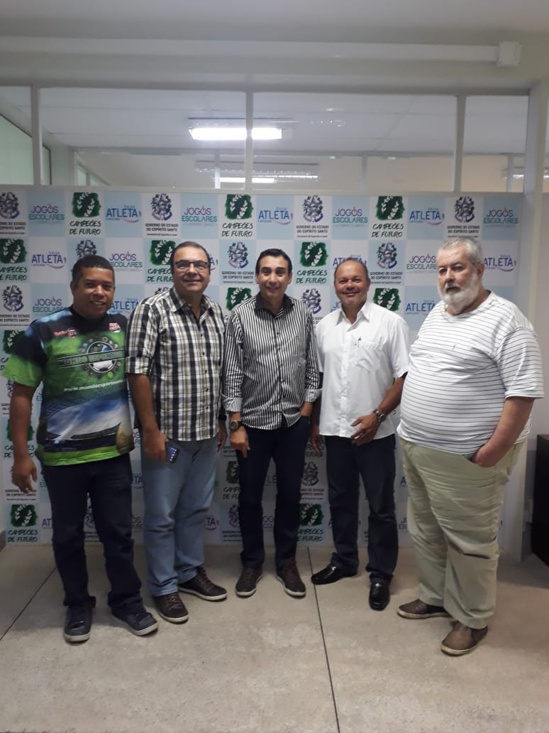 Acec participa de reunião com o governo e pede apoio aos seus filiados.