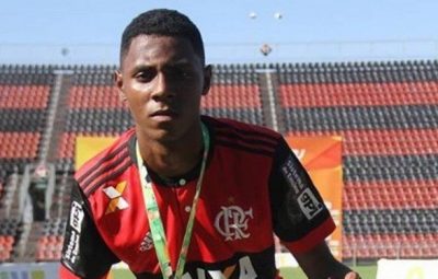 atleta Jhonata Ventura 400x255 - Atleta ferido em incêndio no Flamengo caminha no hospital