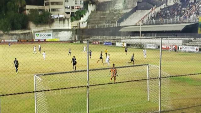 Estrela domina o Castelo e estreia com Vitória no Capixaba 2019