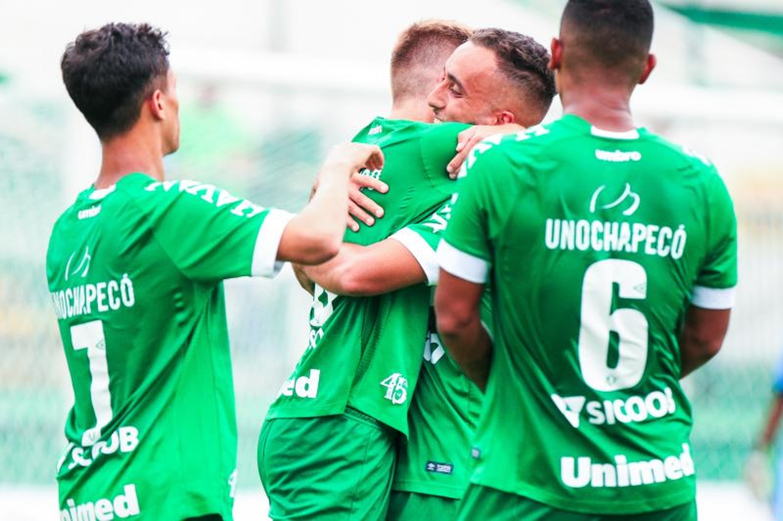 Chapecoense goleia o Serra-ES e avança na Copa do Brasil sub-20