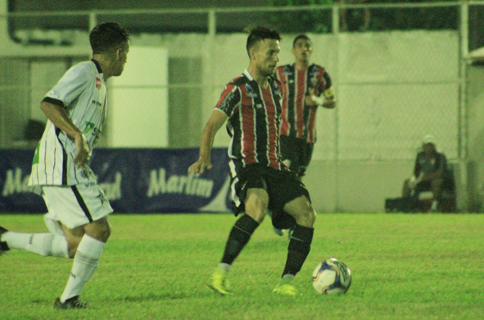 Estrela empata com o Serra e se classifica para as quartas de final do Campeonato Capixaba 2019