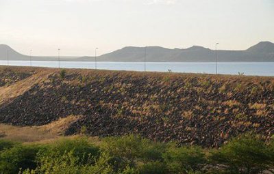 barragem Granjeiro 400x255 - ANA embarga barragem no Ceará e mais de 250 famílias são removidas