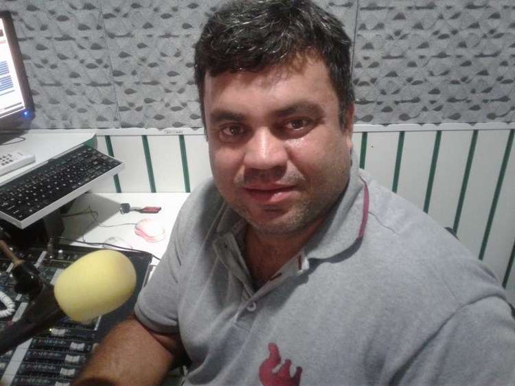 Radialista é assassinado em Pernambuco