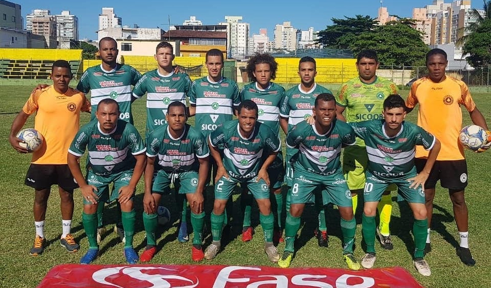 Pinheiros perde 4 pontos por escalação irregular e cai para a lanterna da Série B