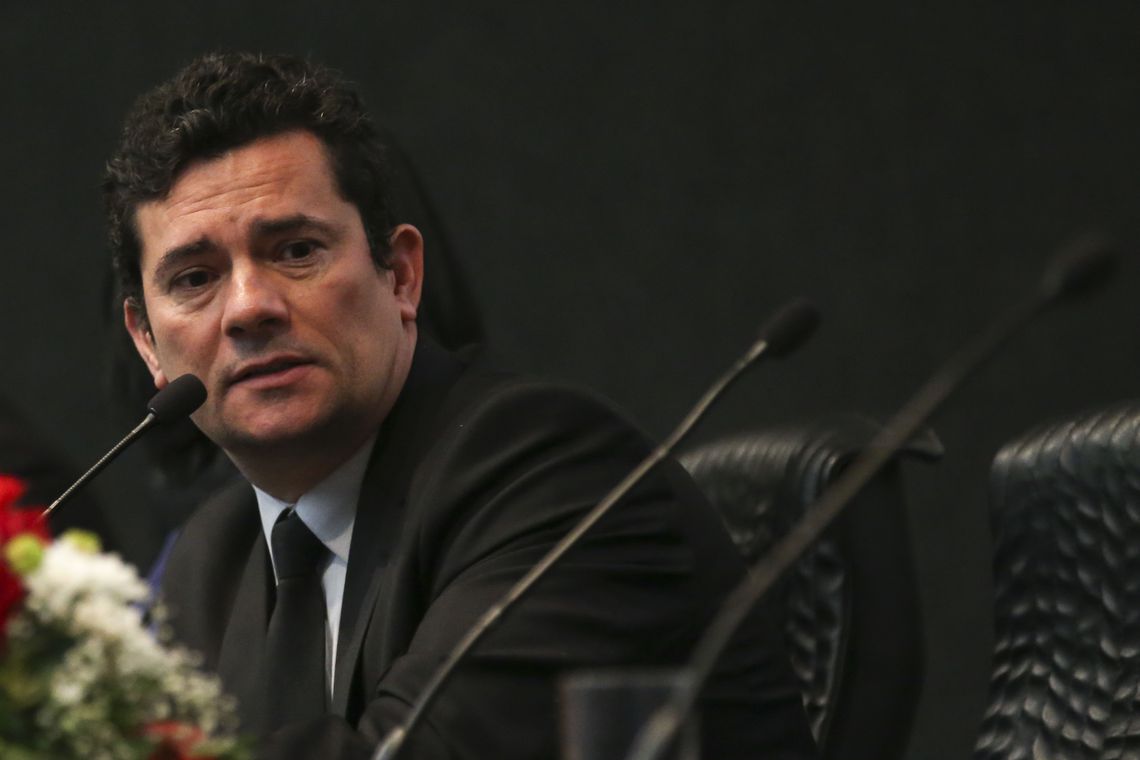 Site publica mensagens atribuídas a Moro e à força-tarefa da Lava Jato