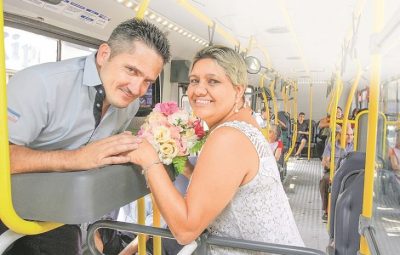 Ilson e Rosane agora se preparam para fazer o casamento no cartório. Foto Kadidja Fernandes AT 400x255 - Passageira casa com cobrador dentro do Transcol