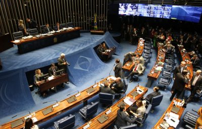 SENADO 1 400x255 - Senado mantém abono salarial para quem ganha até dois mínimos