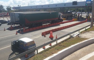 cobrança de pedágio em seis praças de rodovias no Paraná 400x255 - Pedágio cai no Paraná após acordo entre concessionárias e Lava Jato