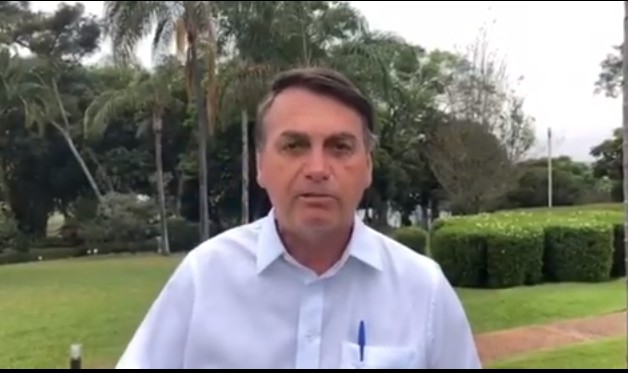 Bolsonaro defende reabertura do comércio “com responsabilidade”