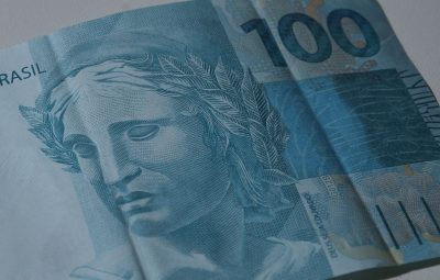 dinheiro 400x255 - Resgates superam investimentos no Tesouro Direto em R$ 168,48 milhões