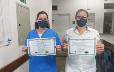 HONRA AO MERITO 400x255 - Fisioterapeutas da Santa Casa recebem homenagem por trabalho durante pandemia