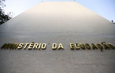 MEC 400x255 - MEC determina volta as aulas presenciais a partir de janeiro