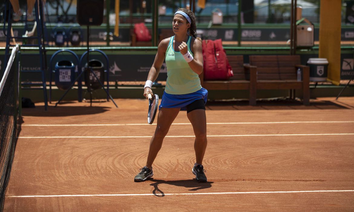 Carol Meligeni avança às quartas do segundo torneio ITF no Egito