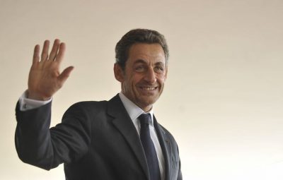 nicolas sarkozy 400x255 - Ex-presidente francês Sarkozy é condenado à prisão por corrupção